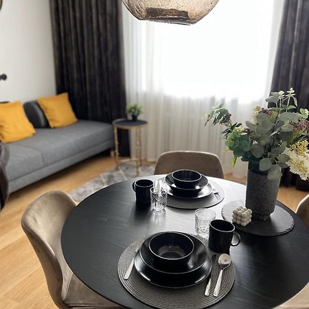 Cozy Apartment In Old Town ตาร์ตู ภายนอก รูปภาพ