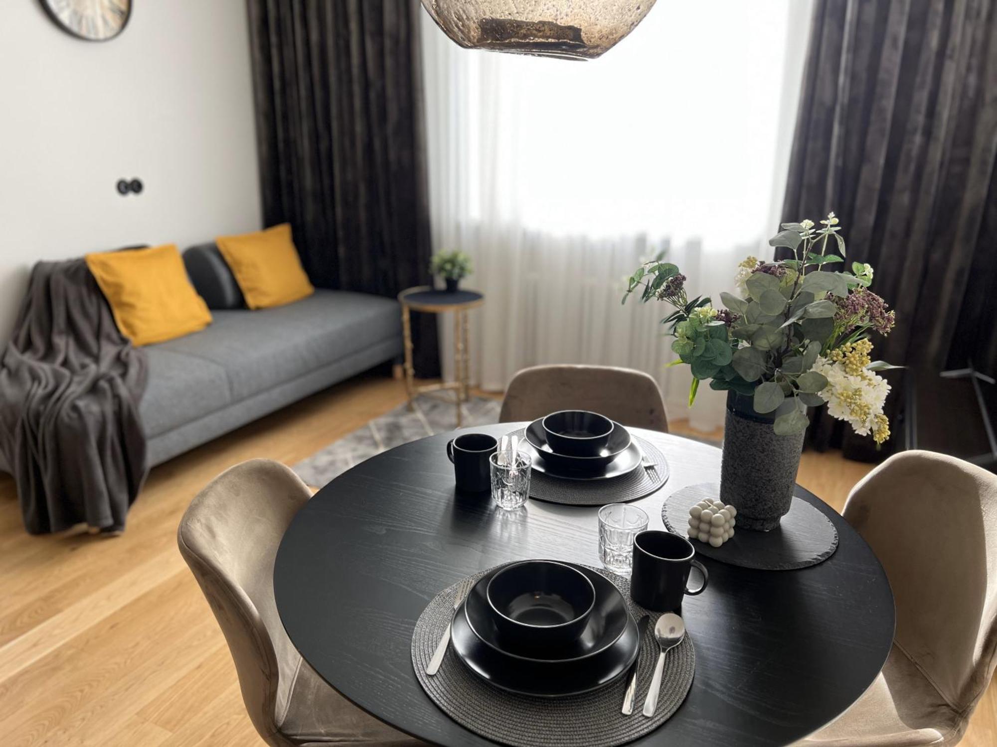 Cozy Apartment In Old Town ตาร์ตู ภายนอก รูปภาพ
